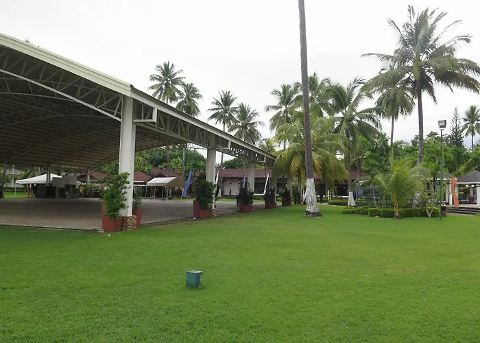 Waterfront Insular Hotel Davao